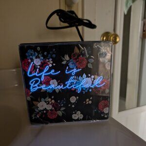 Scentsy Life Is Beautiful Warmer